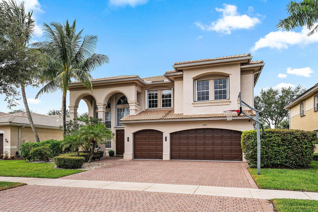 Photo of 11880 Foxbriar Lake Trail, Boynton Beach, FL 33473 (MLS # R11112050)