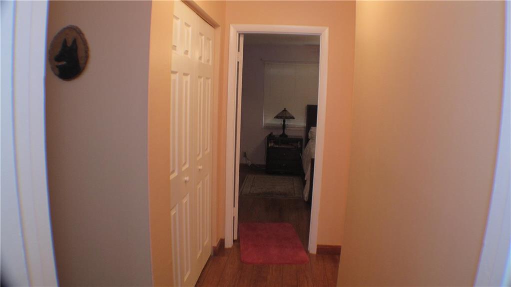 COUNTRY SQUIRES TOWNHOMES - Residential