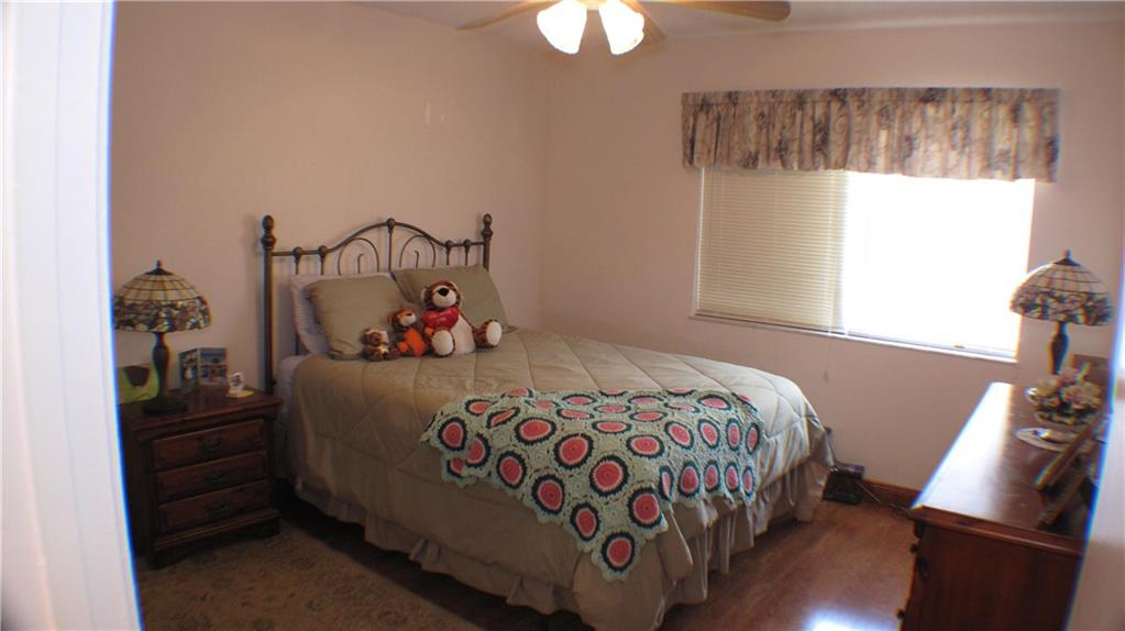 COUNTRY SQUIRES TOWNHOMES - Residential