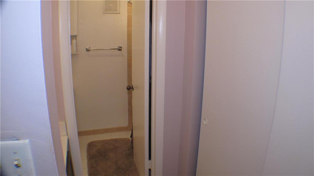 COUNTRY SQUIRES TOWNHOMES - Residential