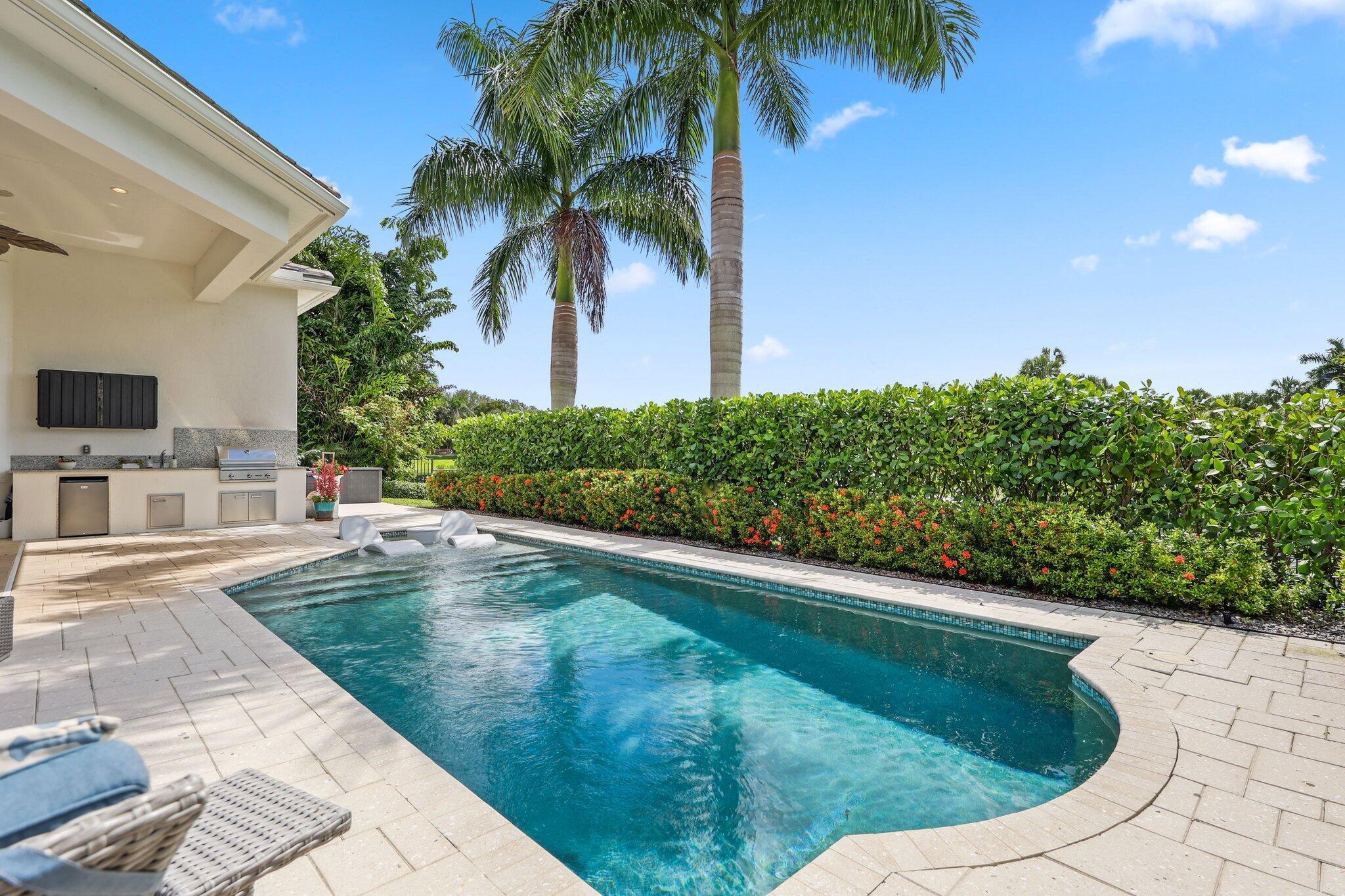 ROYAL PALM POLO - Residential