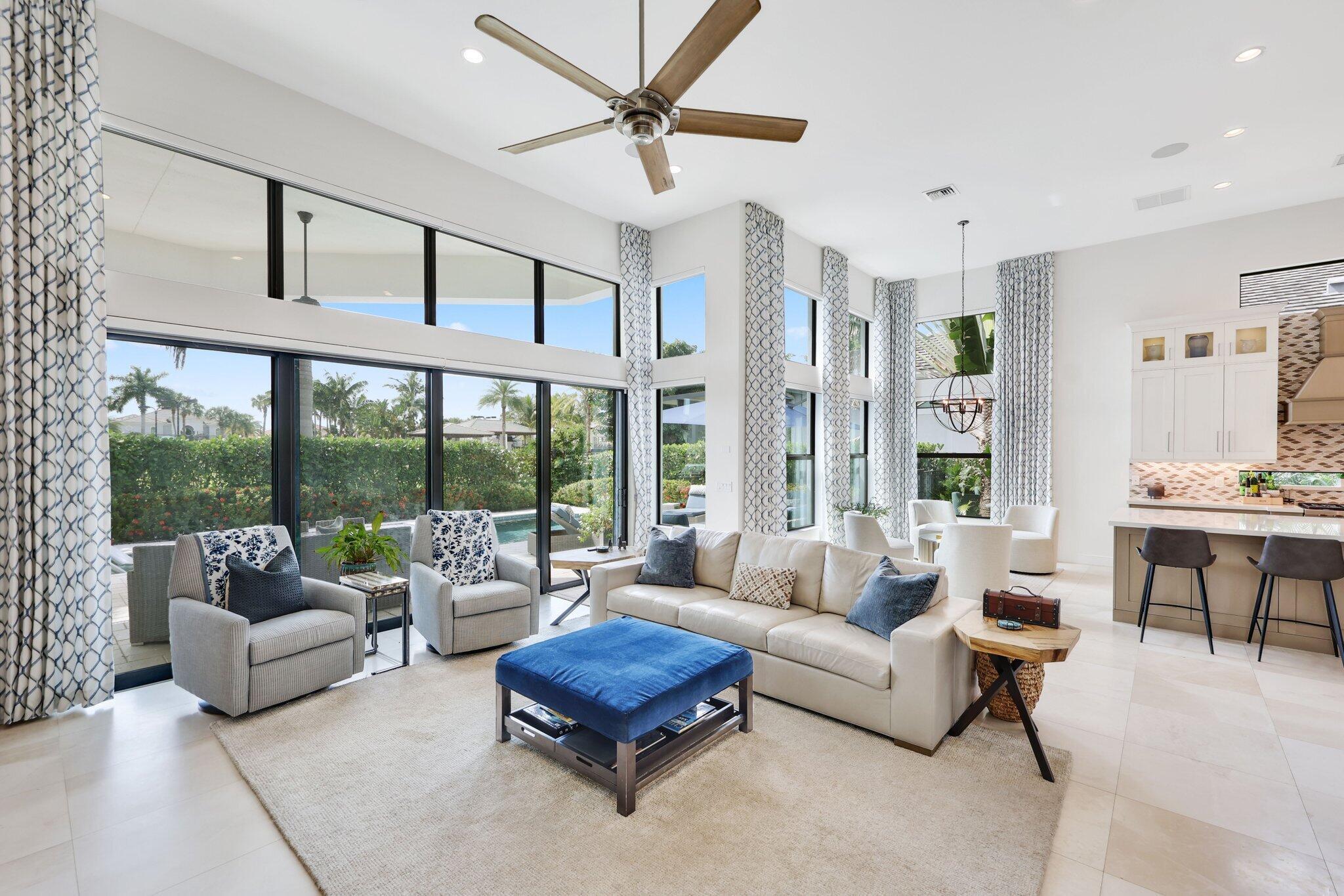 ROYAL PALM POLO - Residential