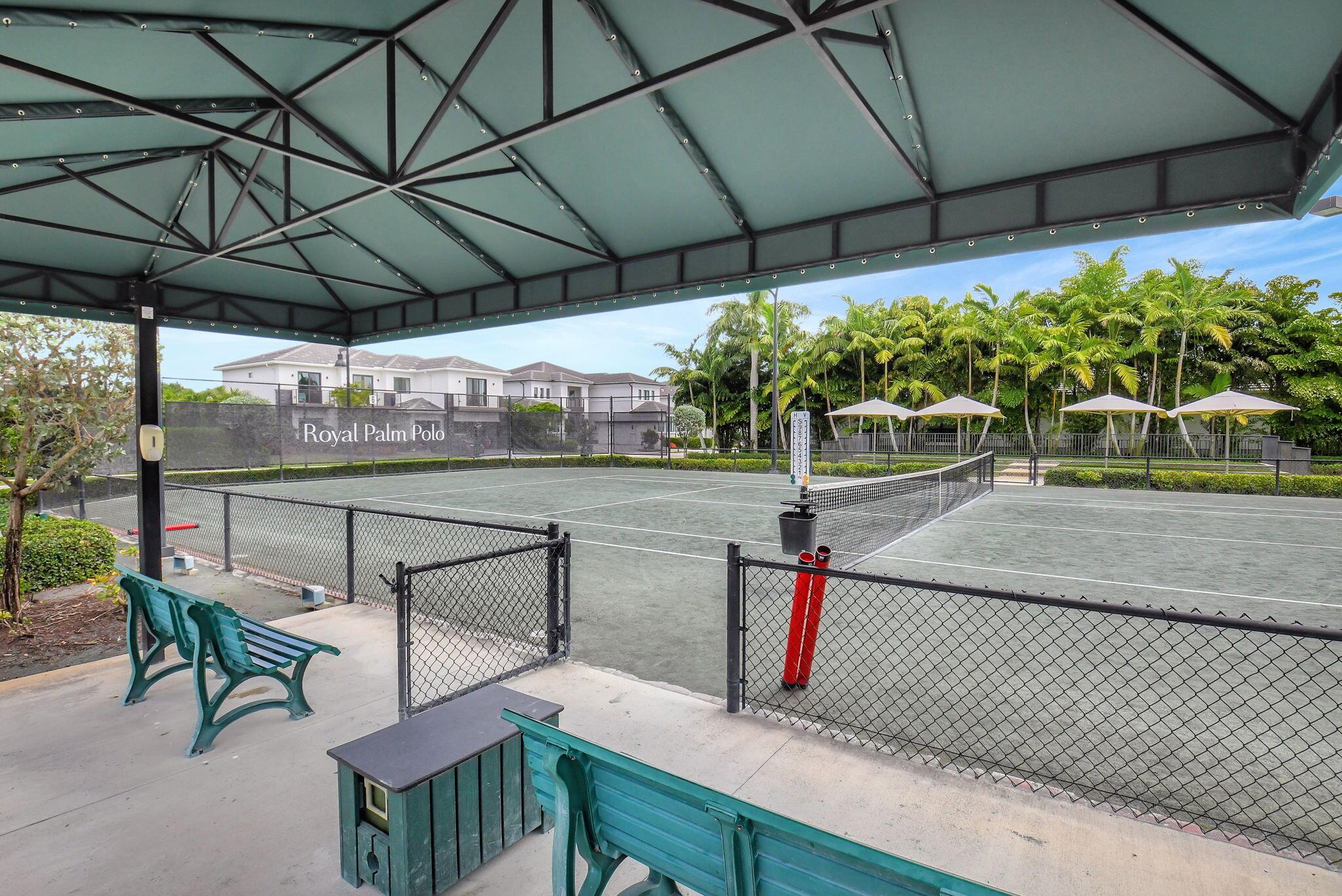 ROYAL PALM POLO - Residential