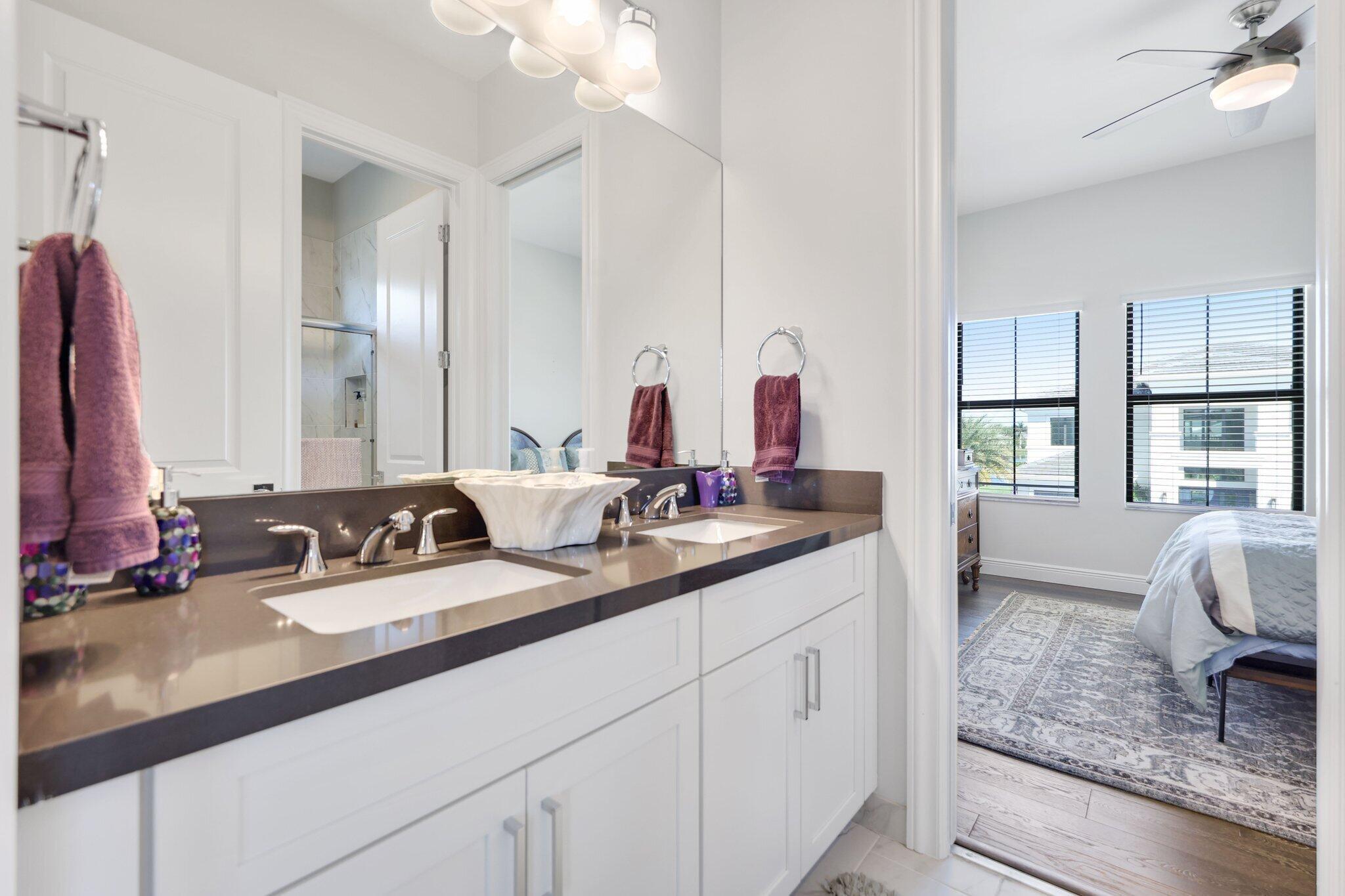 ROYAL PALM POLO - Residential