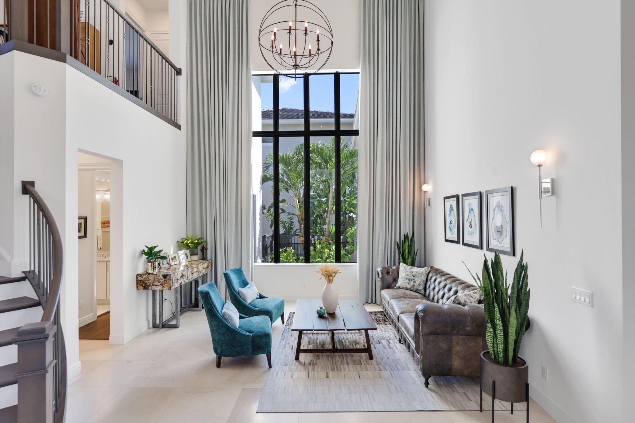 ROYAL PALM POLO - Residential