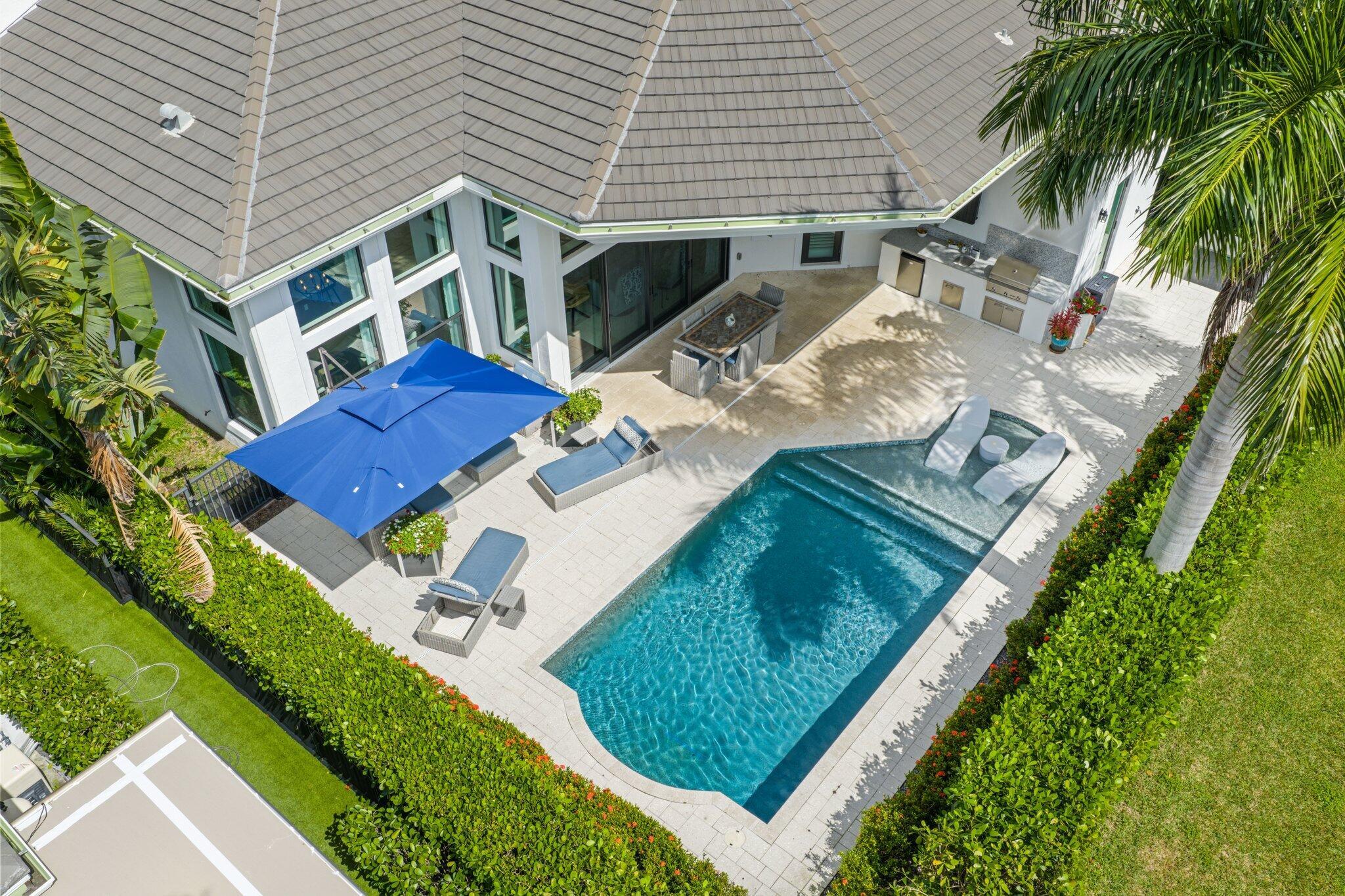 ROYAL PALM POLO - Residential