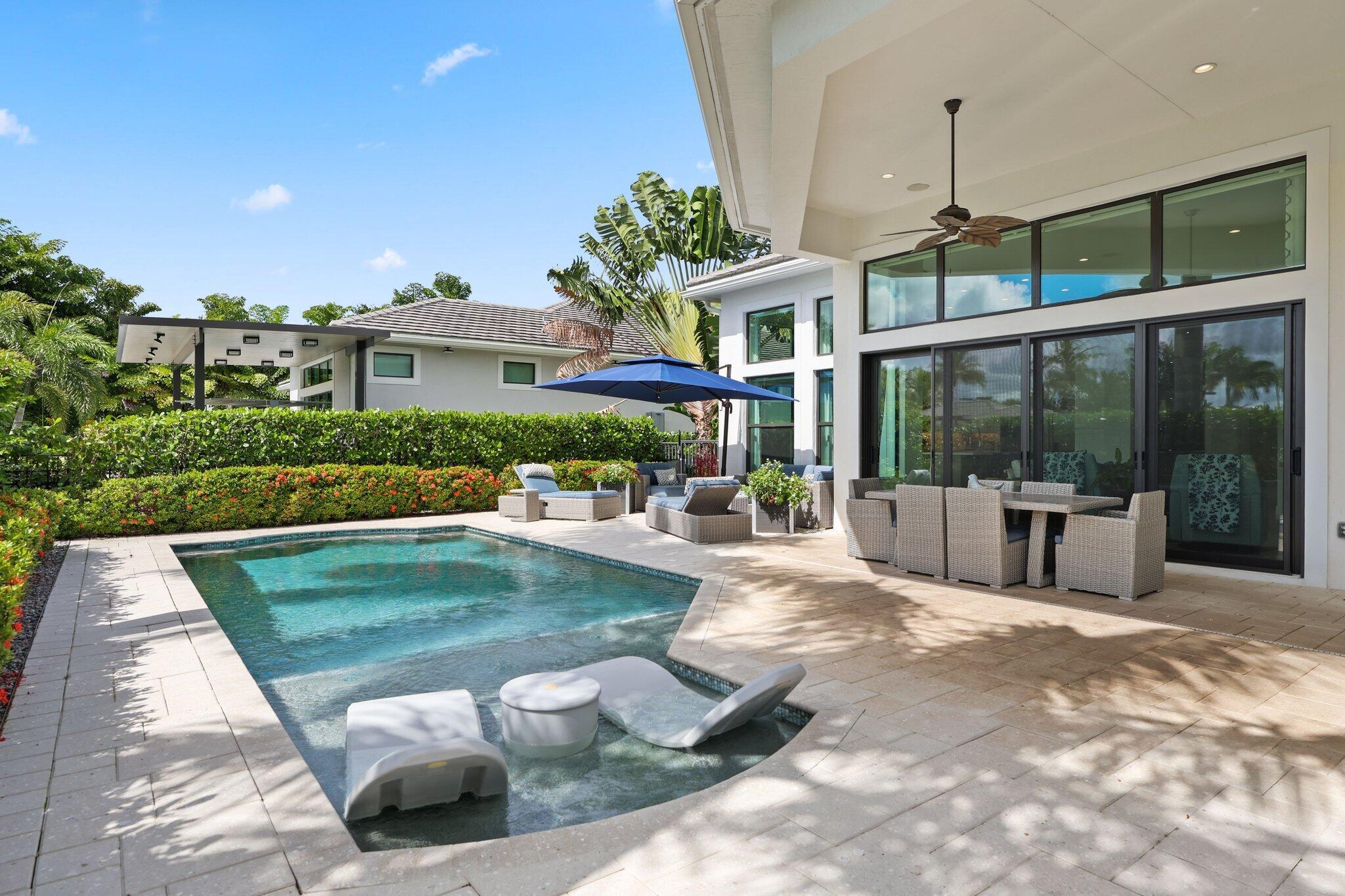 ROYAL PALM POLO - Residential