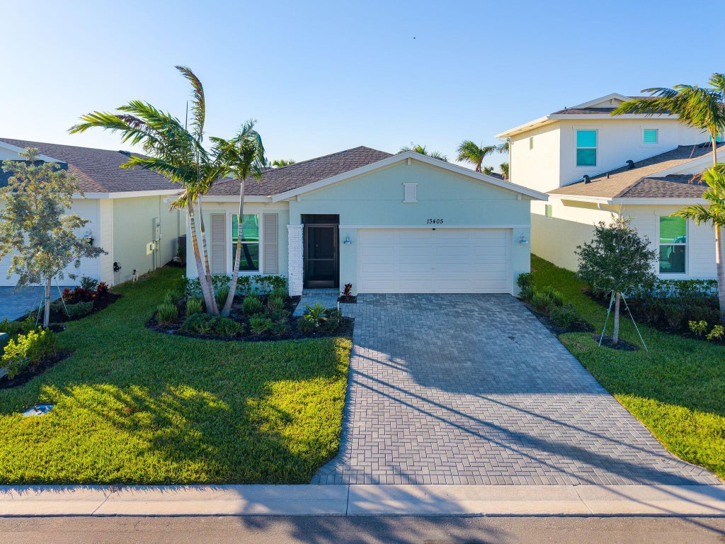 Photo of 13405 Fruited Plains Drive, Delray Beach, FL 33484 (MLS # R11048431)