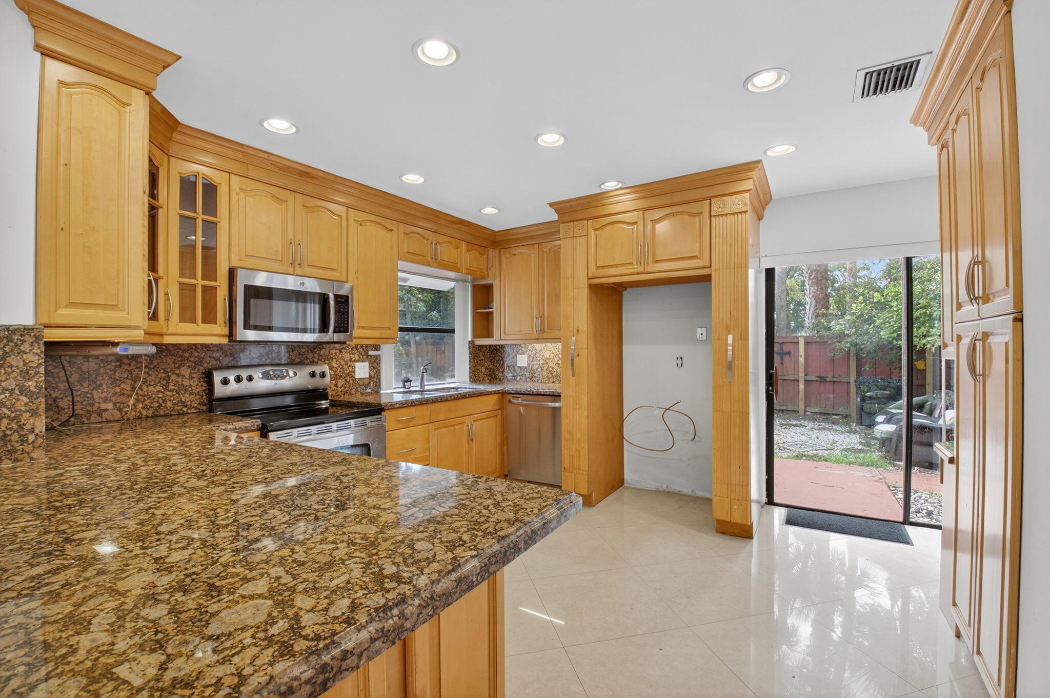 SIERRA DEL MAR - Residential Lease