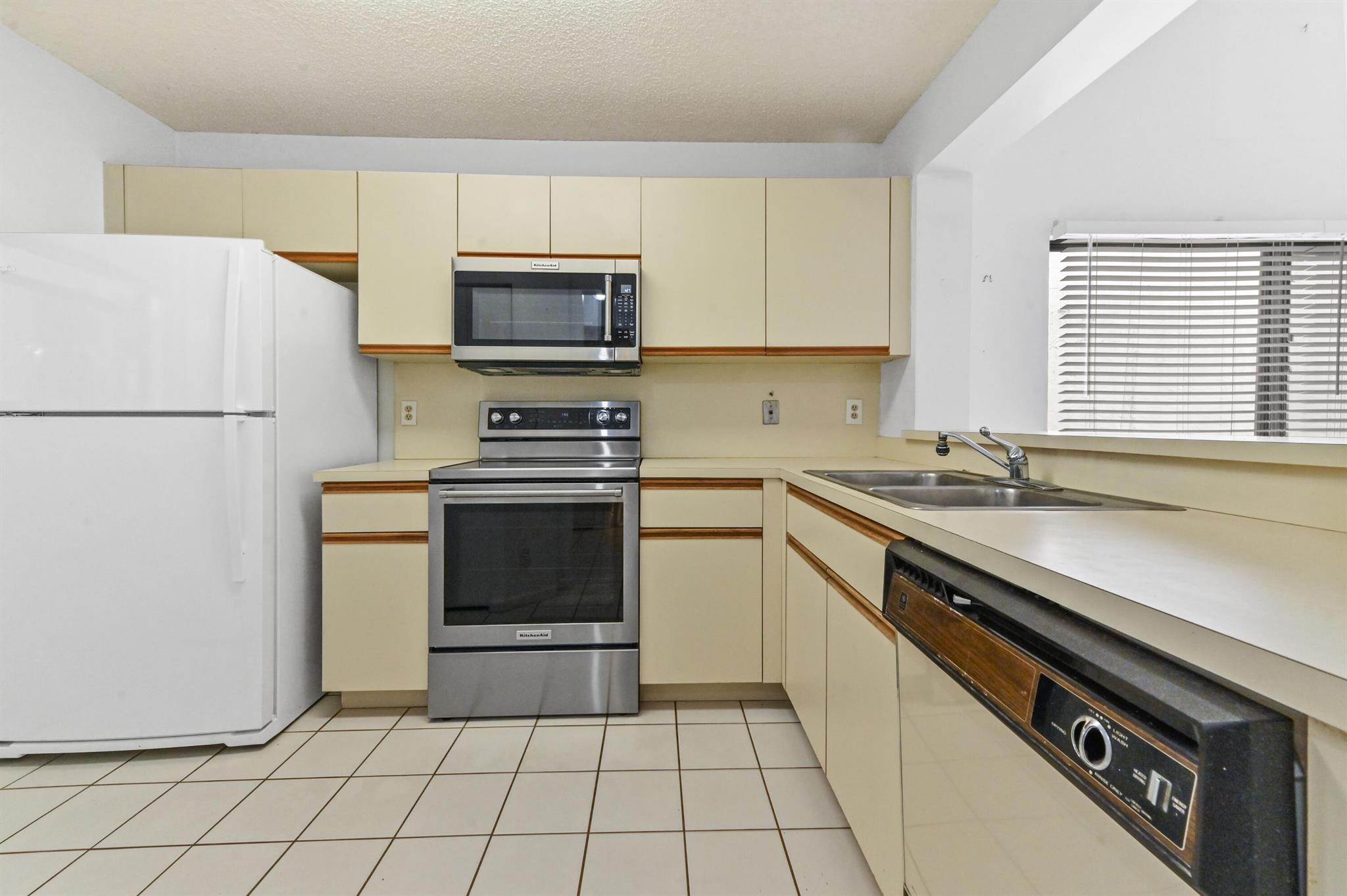 5531 Eton Court