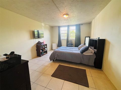 Tiny photo for 7300 NW 17th Street #202, Plantation, FL 33313 (MLS # F10549488)
