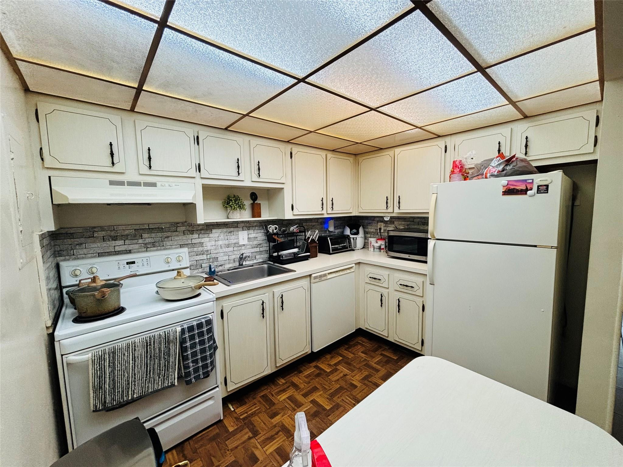 7300 NW 17th Street 202