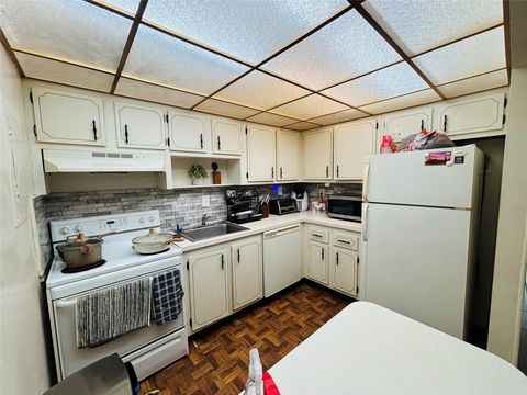 Tiny photo for 7300 NW 17th Street #202, Plantation, FL 33313 (MLS # F10549488)