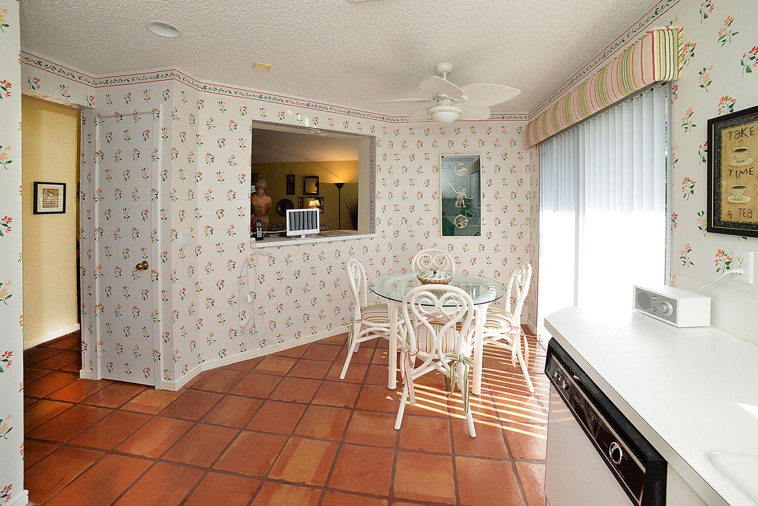 CEDAR CAY - Residential