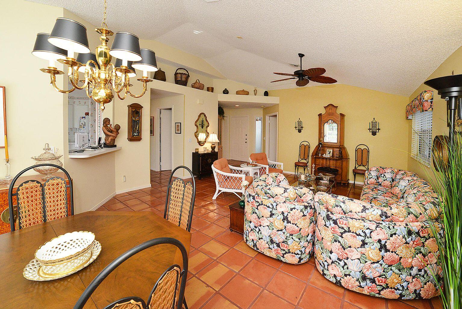 CEDAR CAY - Residential