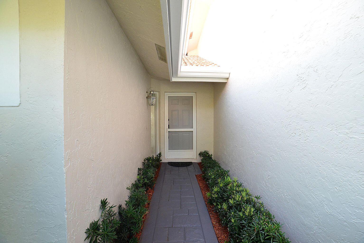 CEDAR CAY - Residential