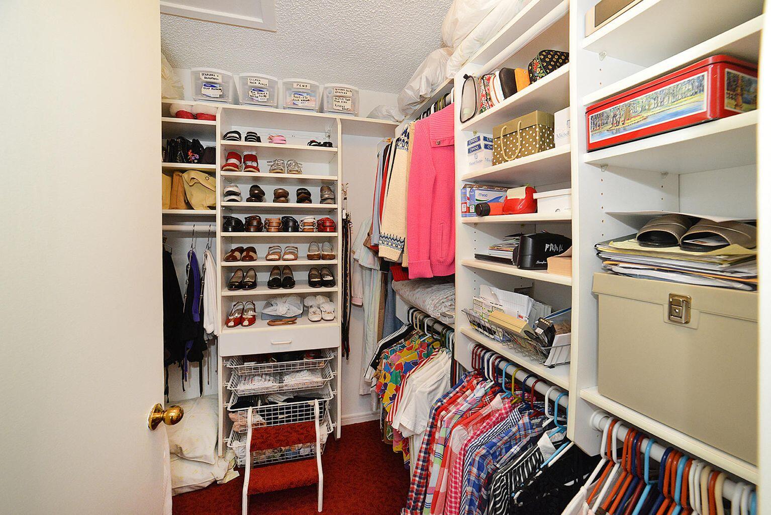 CEDAR CAY - Residential