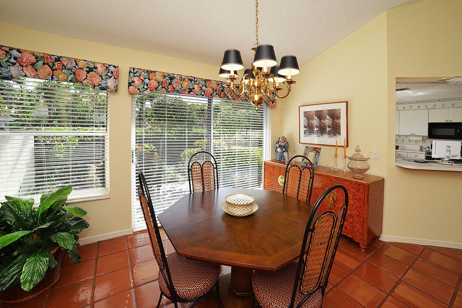 CEDAR CAY - Residential