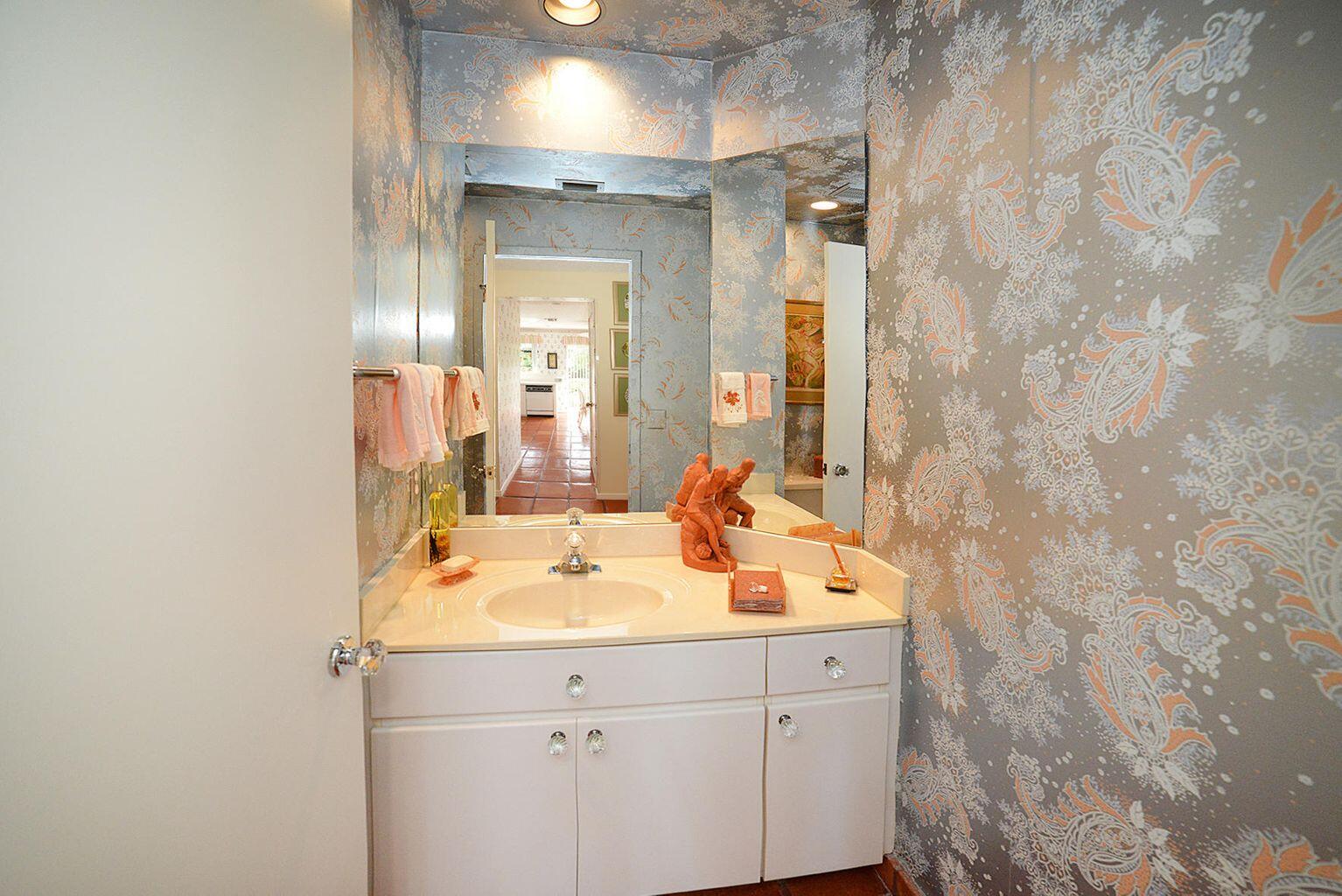 CEDAR CAY - Residential