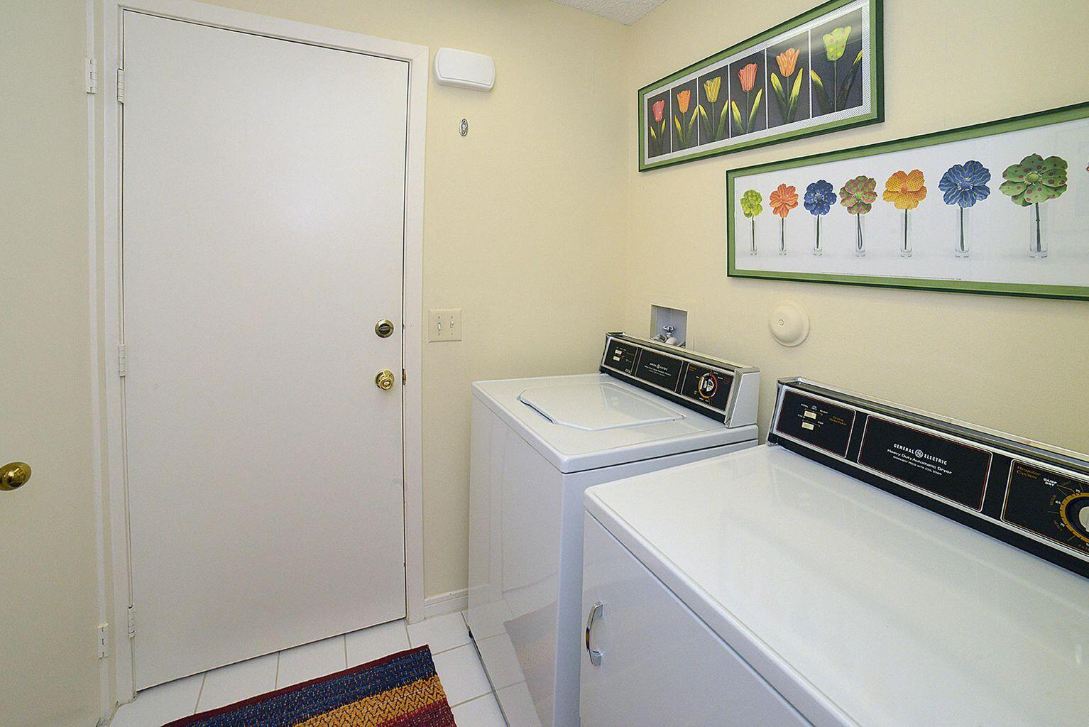 CEDAR CAY - Residential