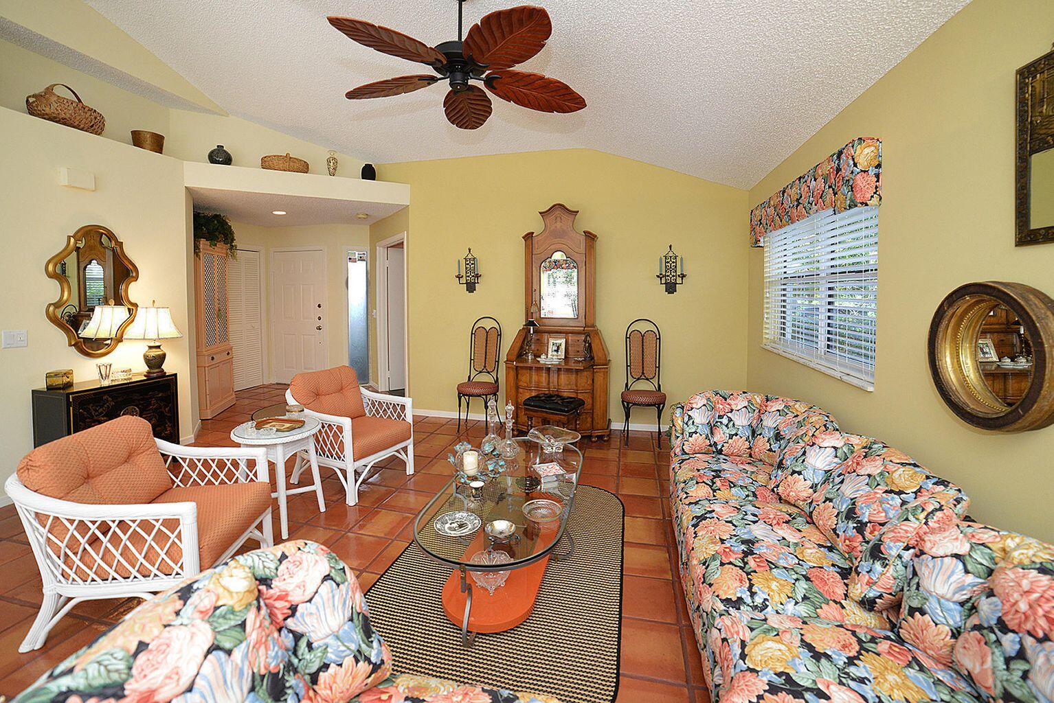 CEDAR CAY - Residential