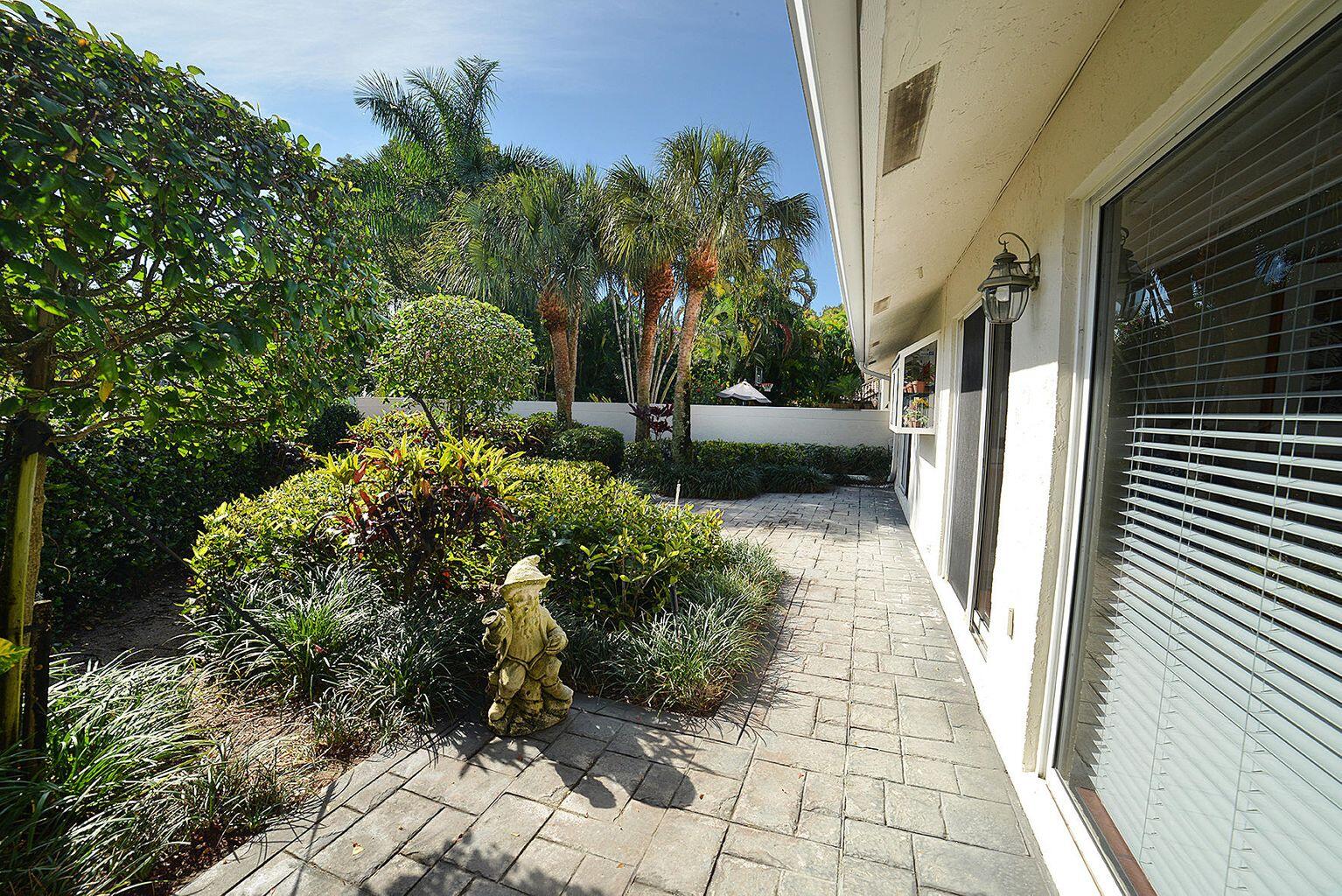 CEDAR CAY - Residential