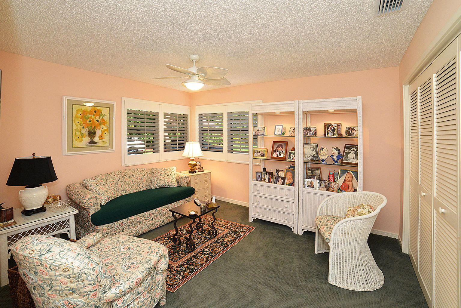 CEDAR CAY - Residential