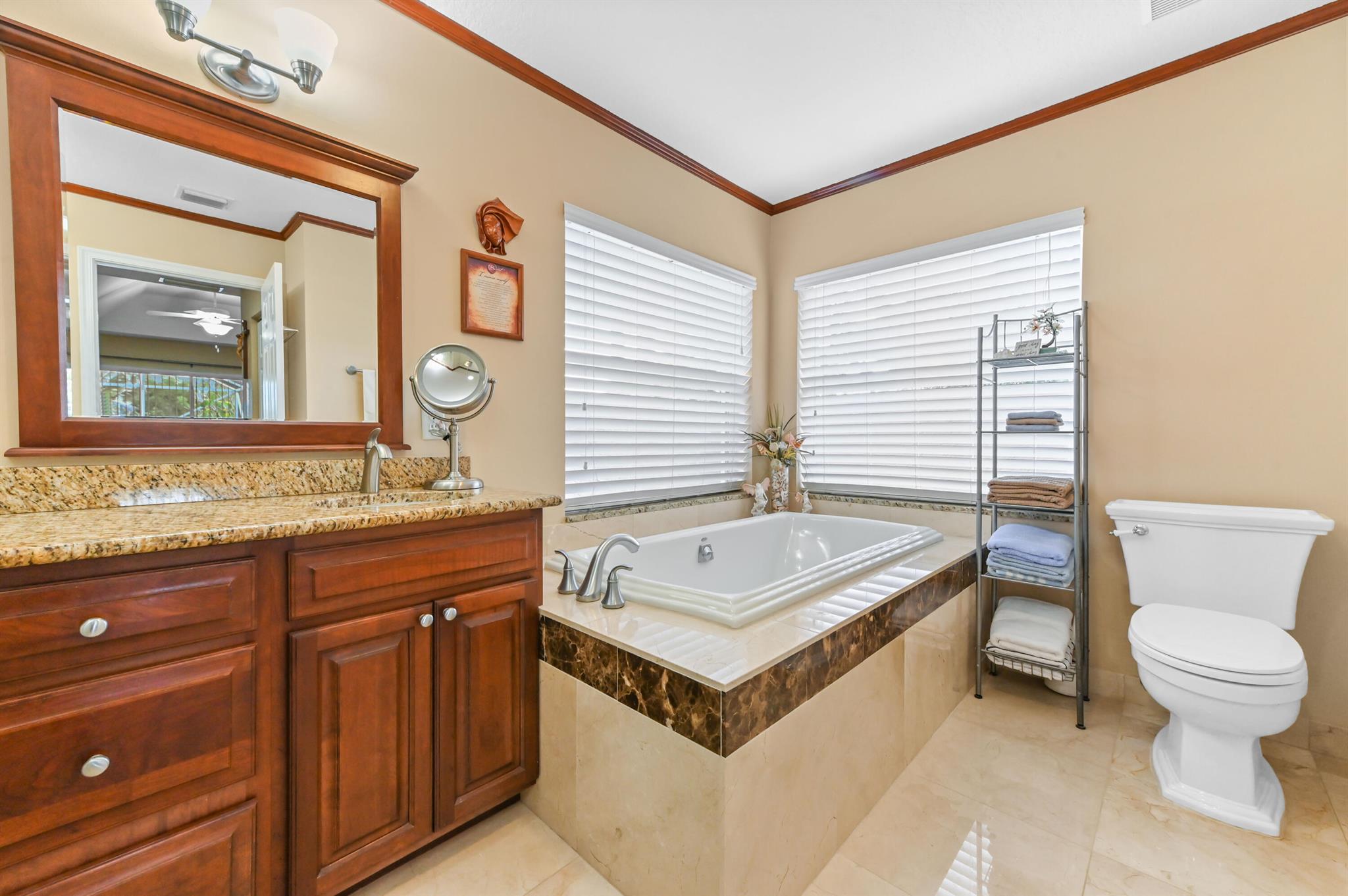 BOYNTON WATERS - Residential