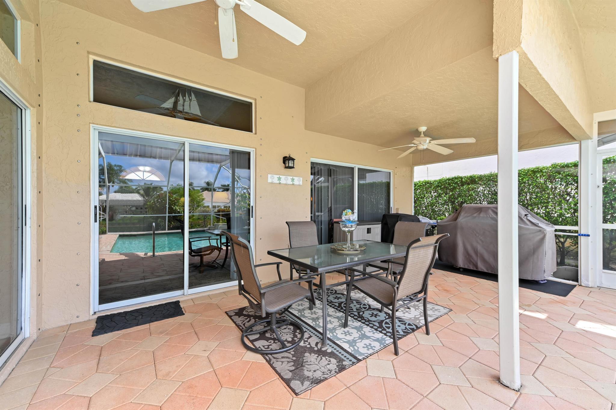 BOYNTON WATERS - Residential