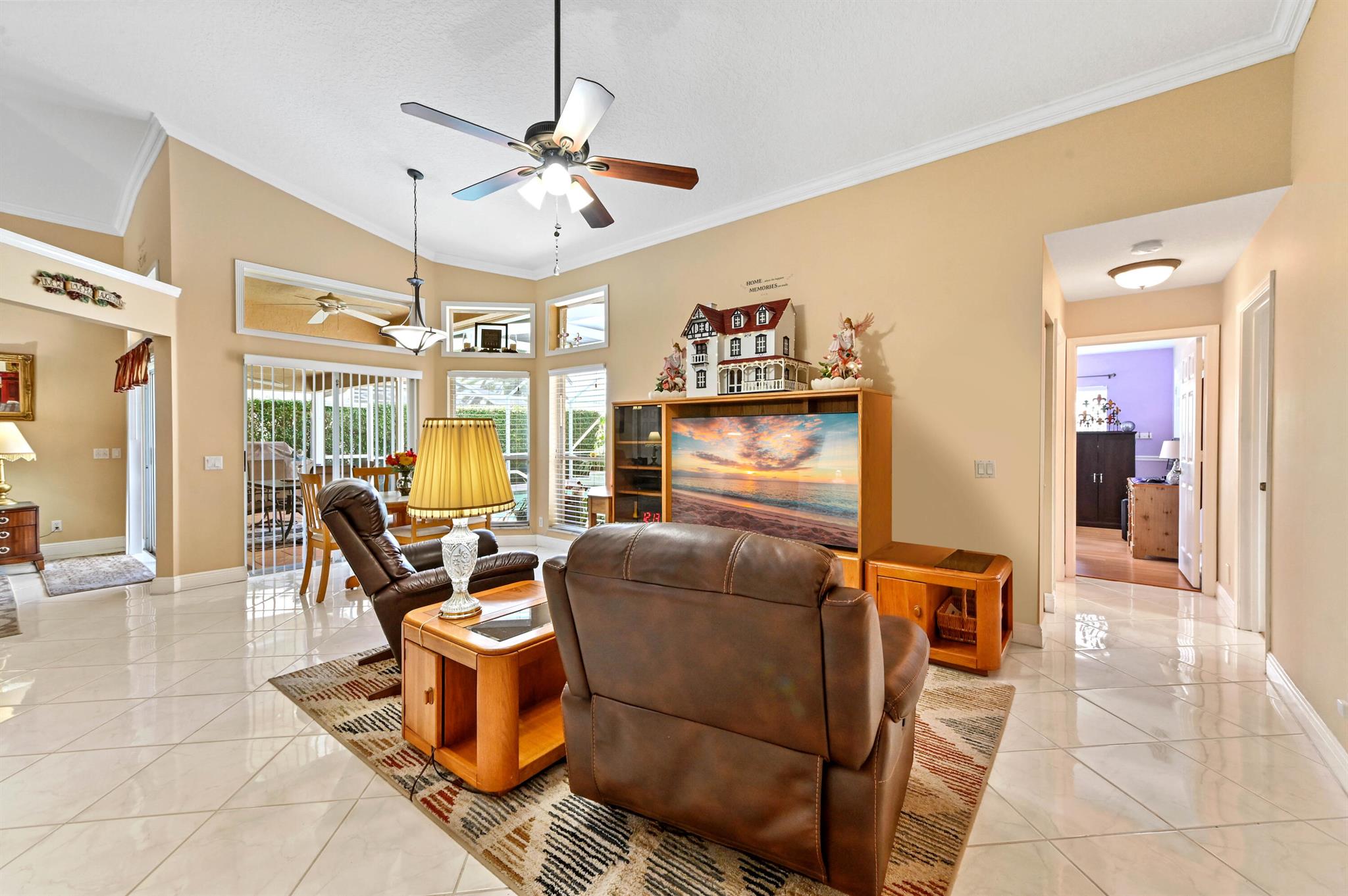 BOYNTON WATERS - Residential