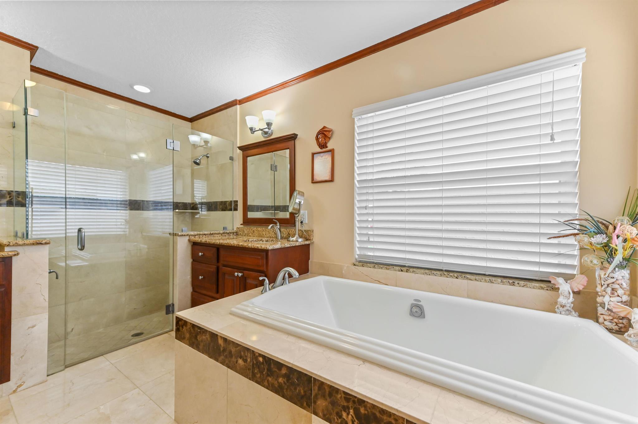 BOYNTON WATERS - Residential