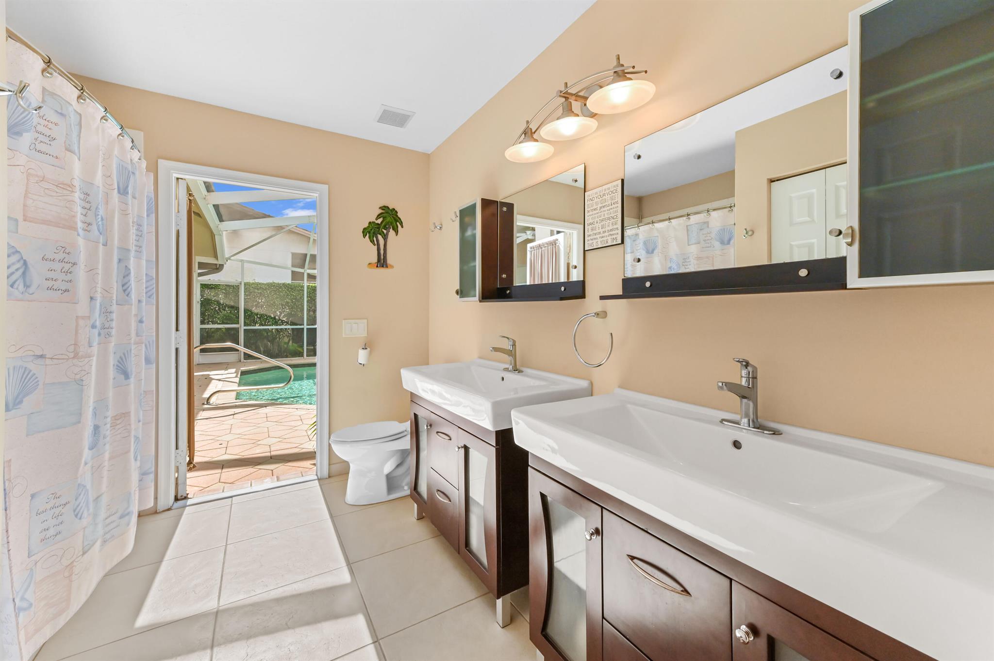 BOYNTON WATERS - Residential