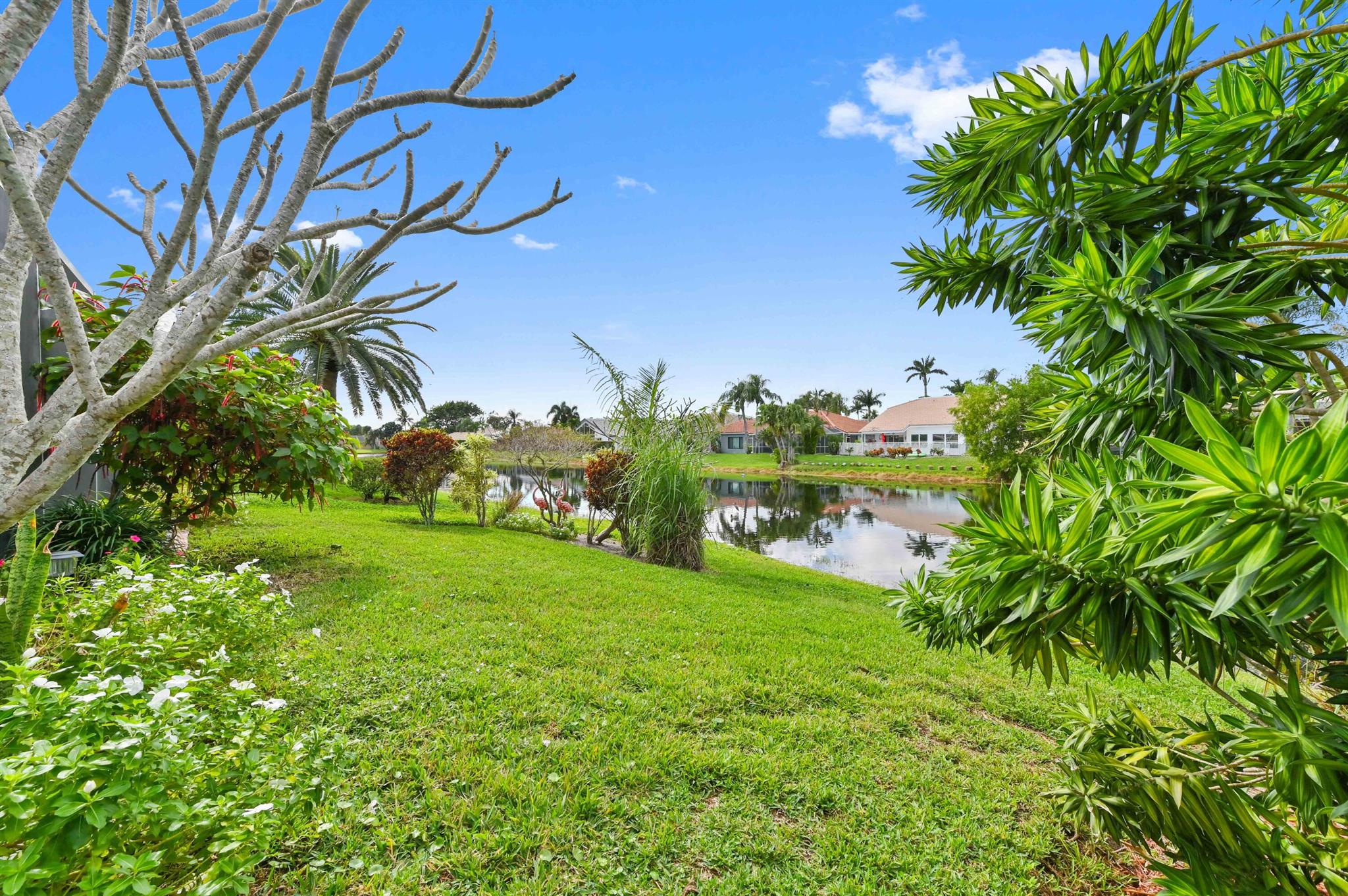 BOYNTON WATERS - Residential