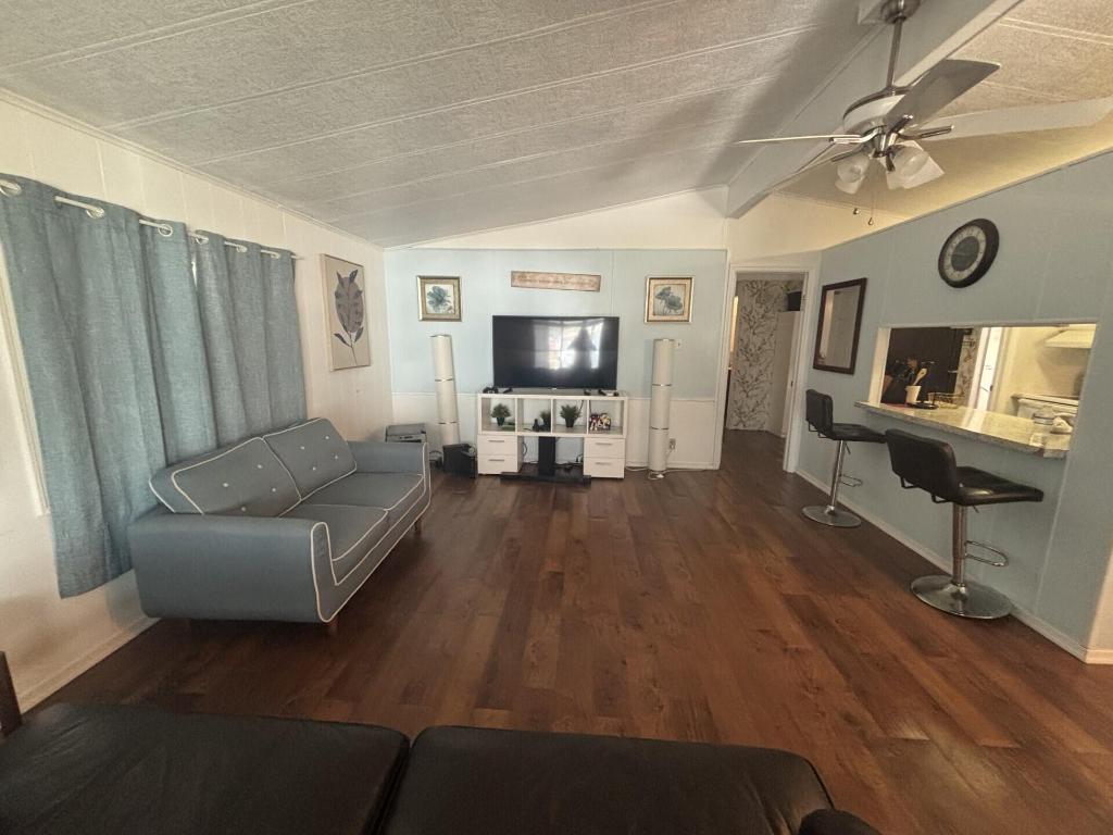 BREEZE HILL RESORT MOBILE HOME PARK - Residential