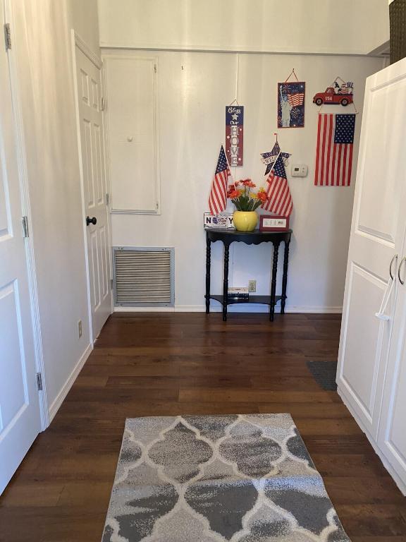 BREEZE HILL RESORT MOBILE HOME PARK - Residential