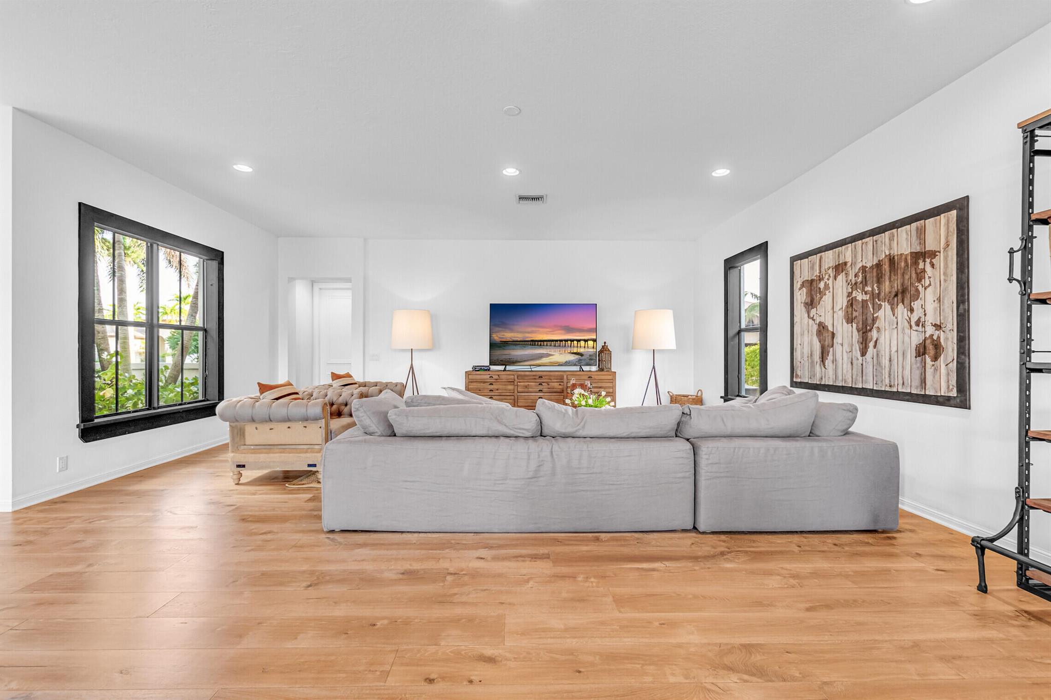 ISLES AT WELLINGTON 4 - Residential Lease
