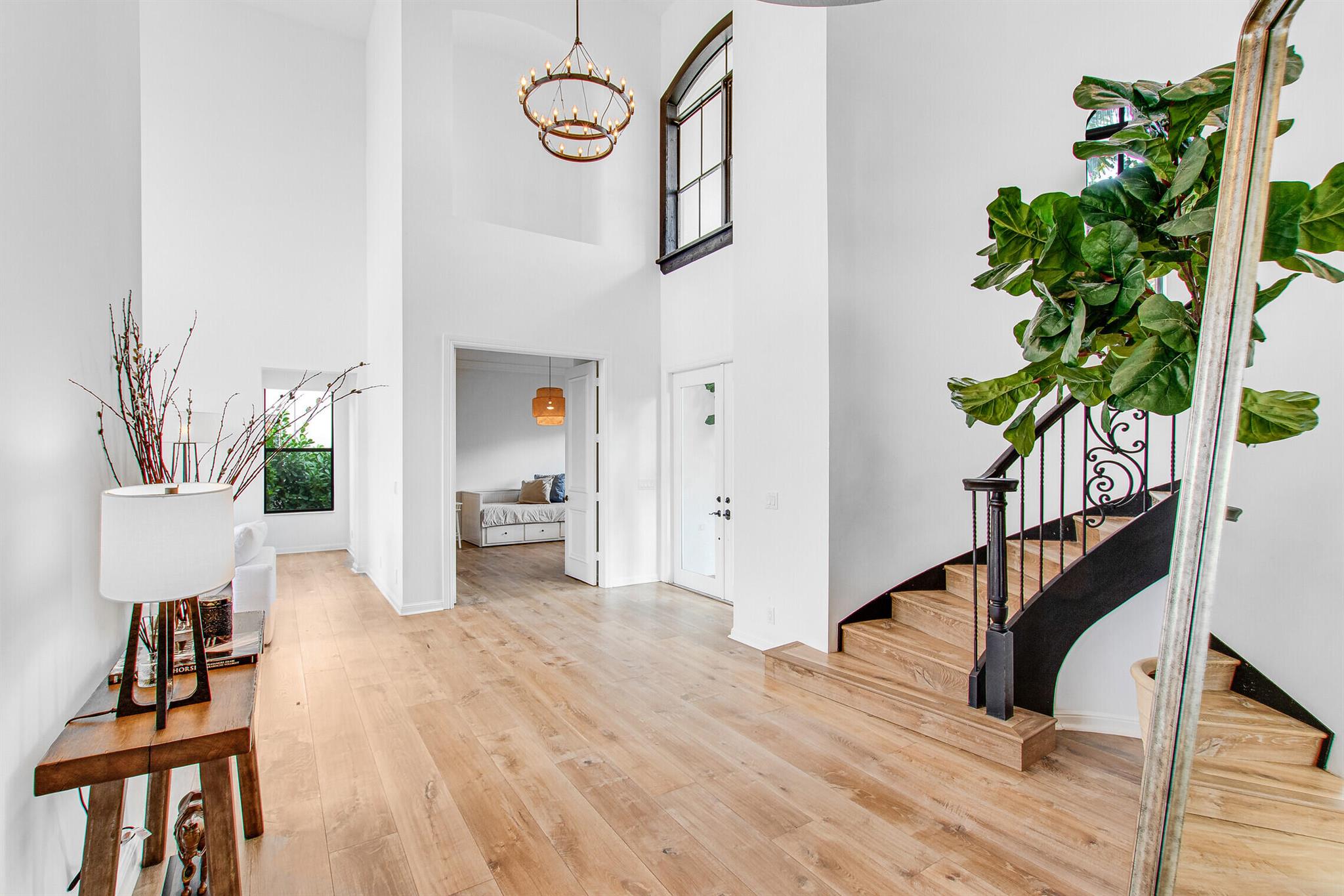 ISLES AT WELLINGTON 4 - Residential Lease
