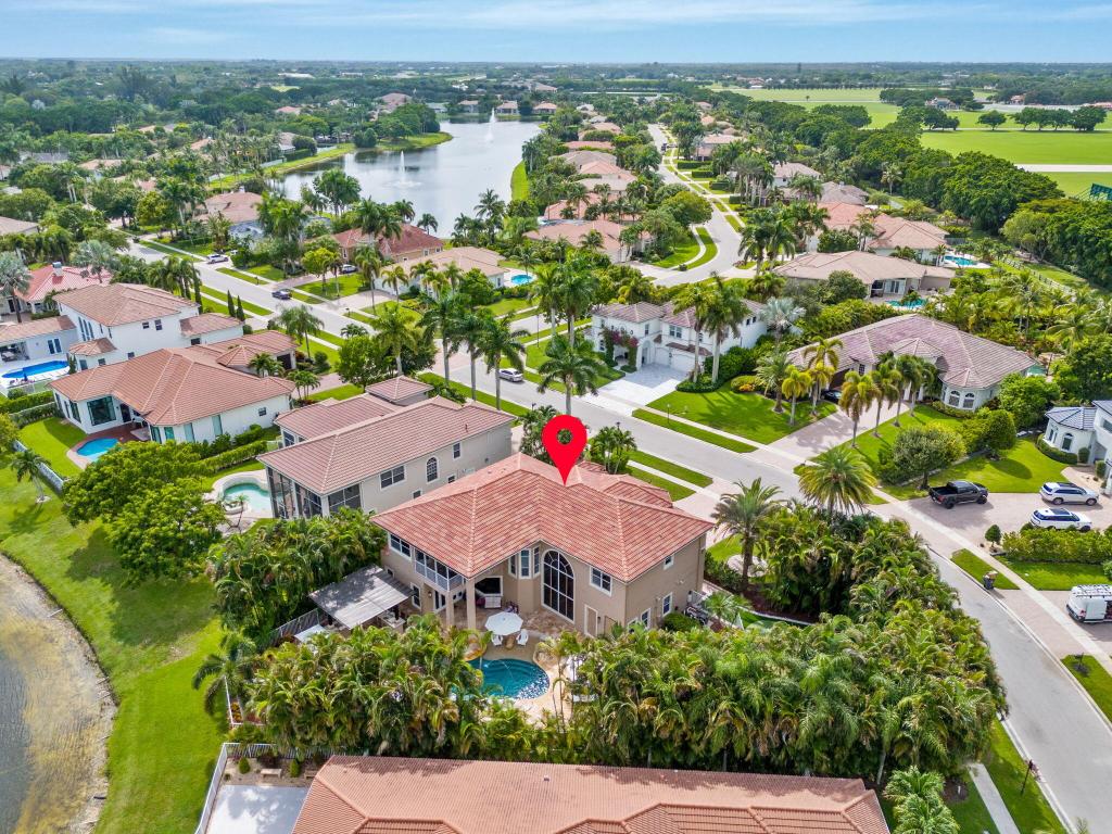 EQUESTRIAN CLUB - Residential Lease