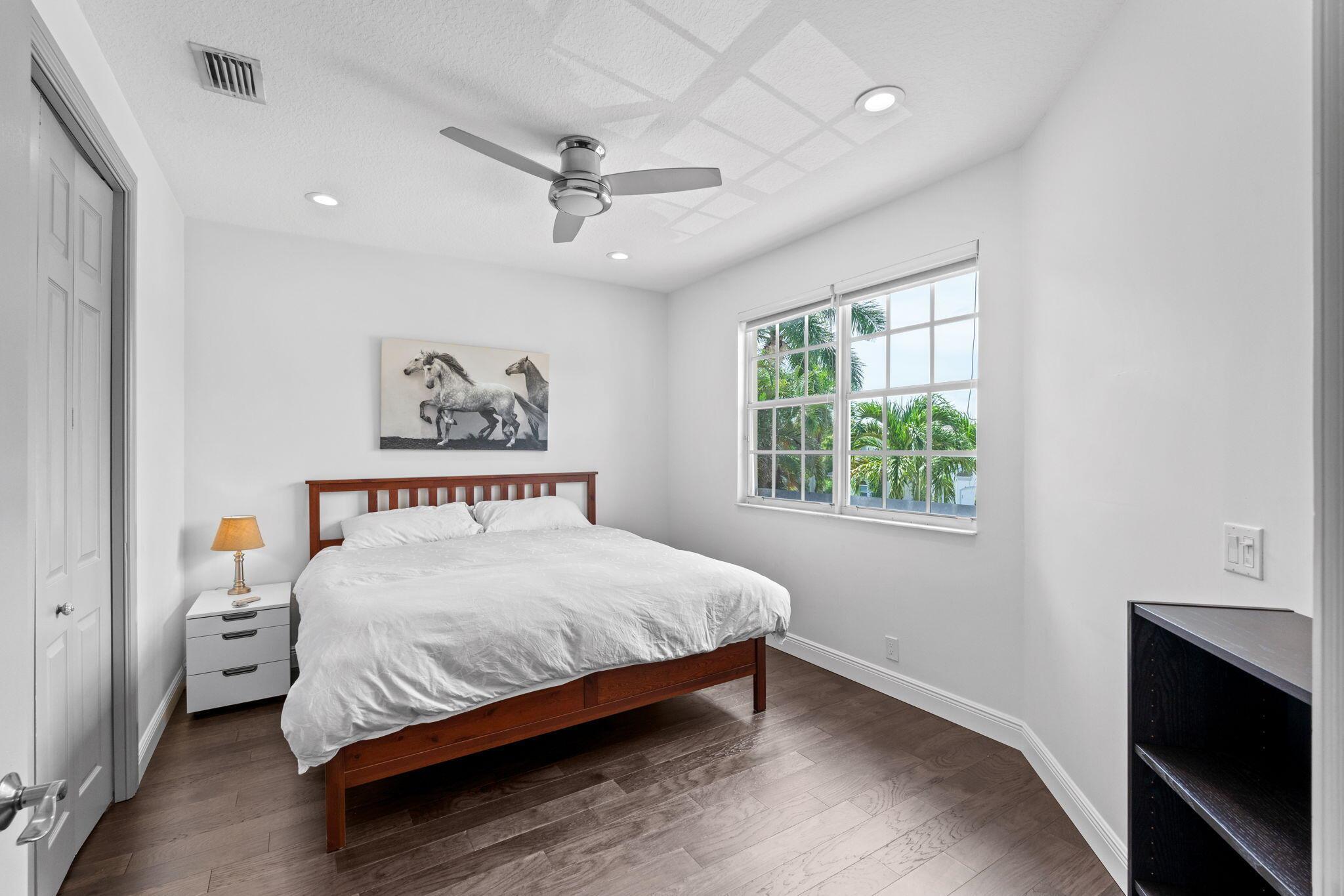 EQUESTRIAN CLUB - Residential Lease