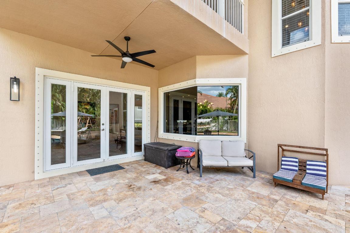 EQUESTRIAN CLUB - Residential Lease