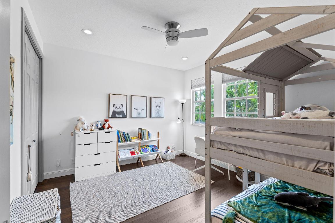 EQUESTRIAN CLUB - Residential Lease