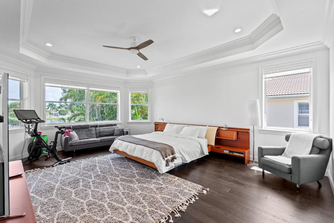 EQUESTRIAN CLUB - Residential Lease