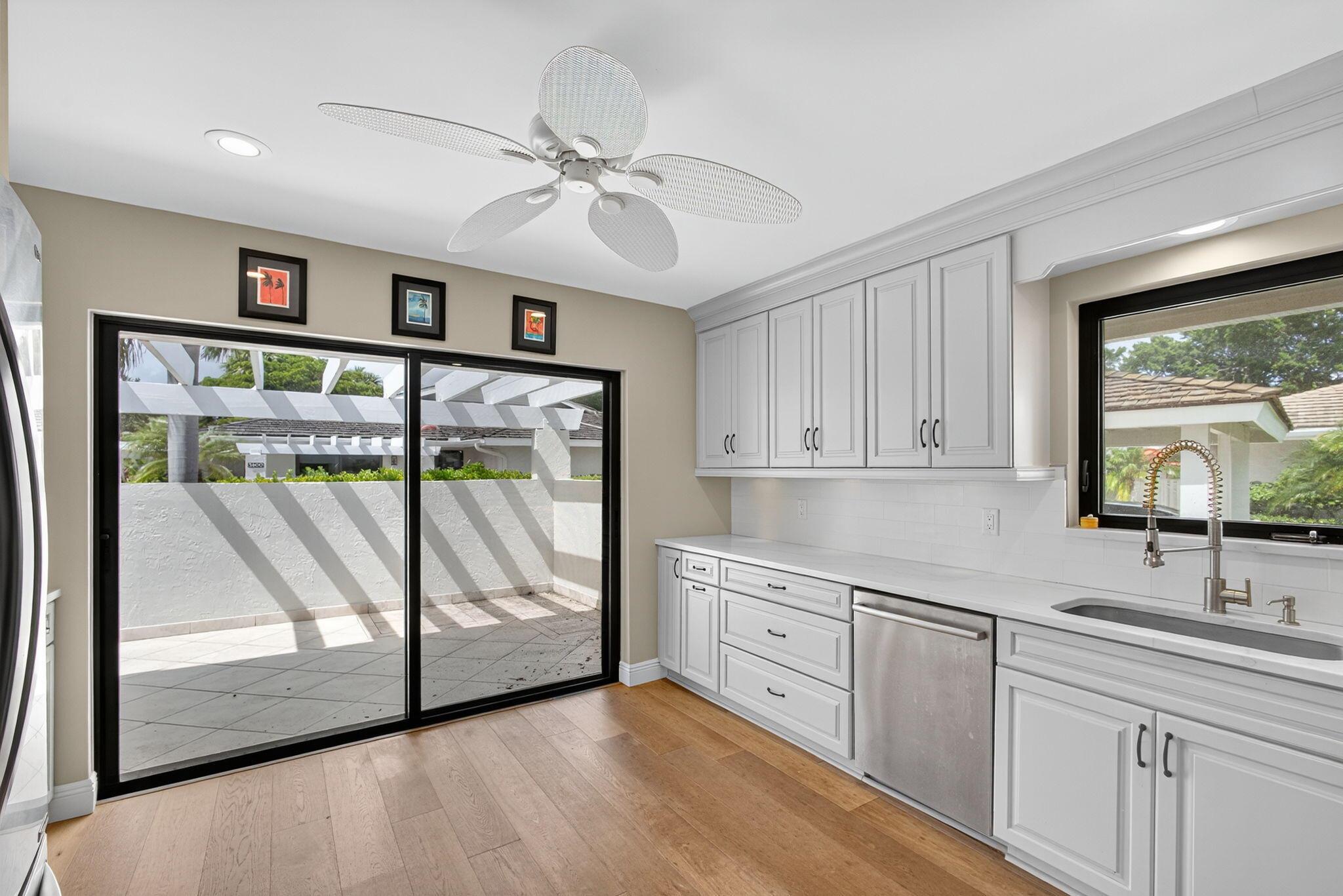 WINDWARD AT JONATHANS LAN - Residential