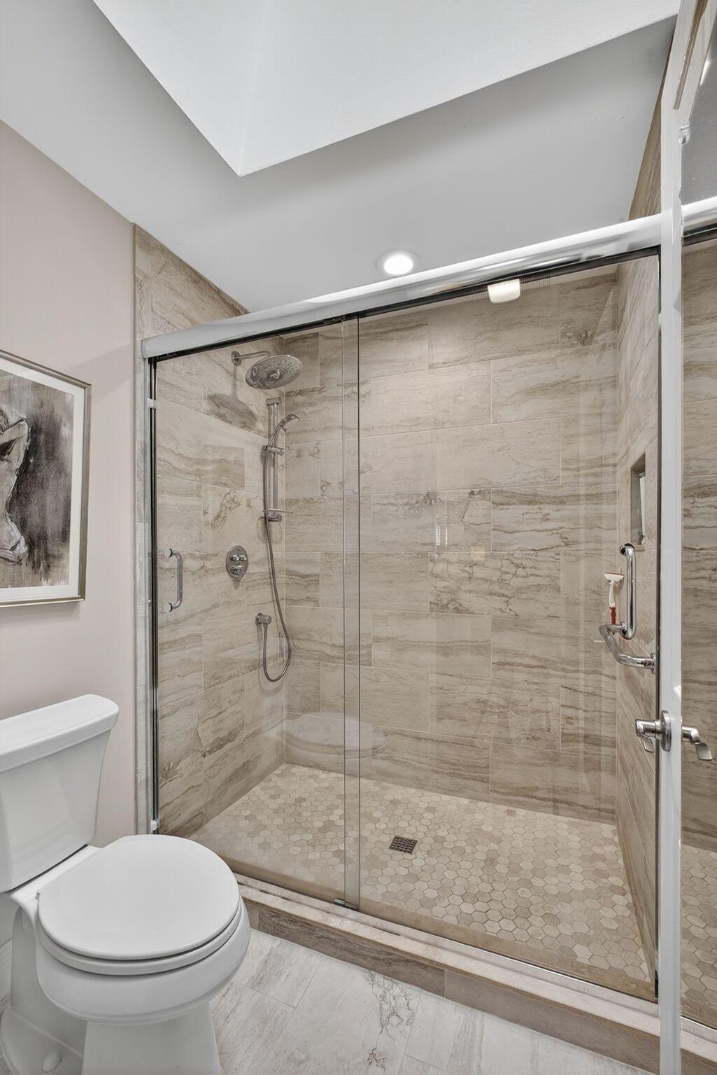 WINDWARD AT JONATHANS LAN - Residential