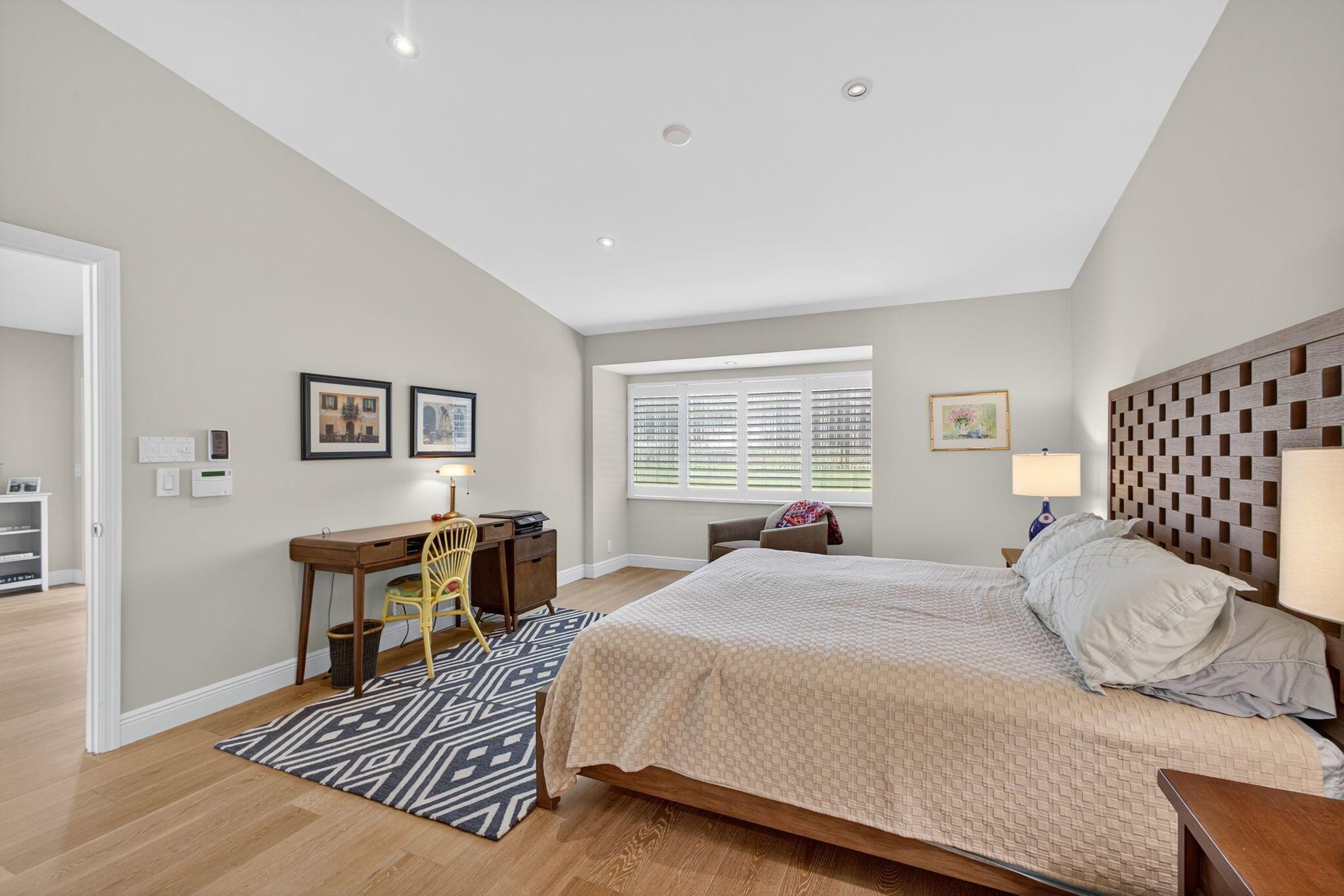 WINDWARD AT JONATHANS LAN - Residential