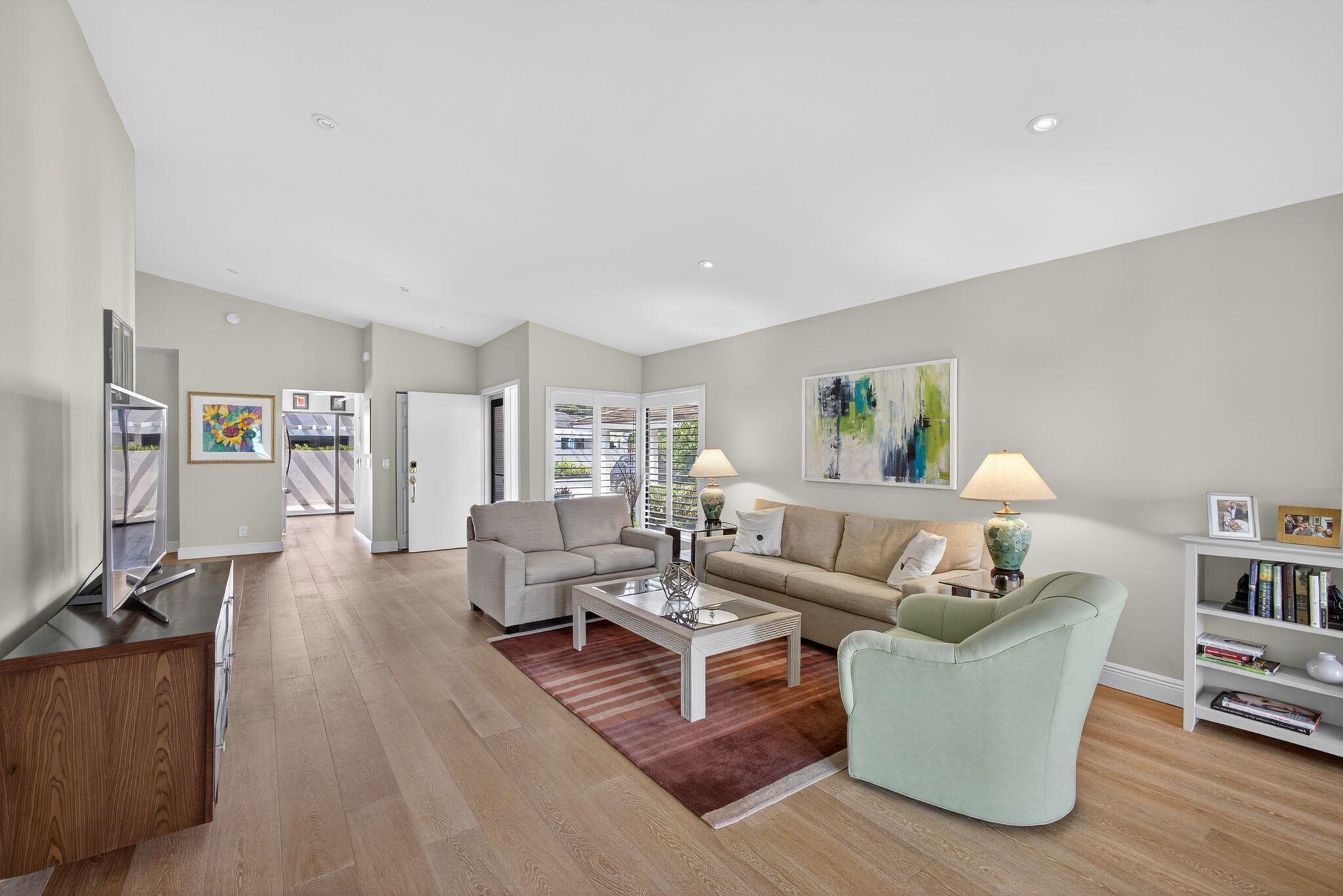 WINDWARD AT JONATHANS LAN - Residential