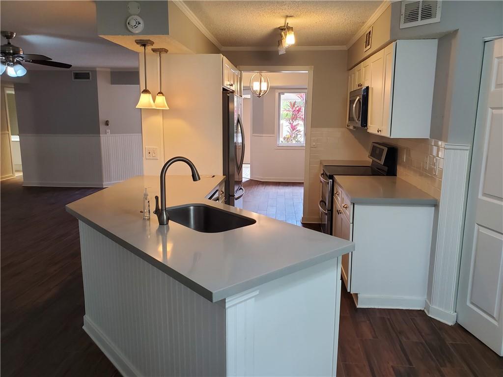 Parc Court Condo - Residential Lease