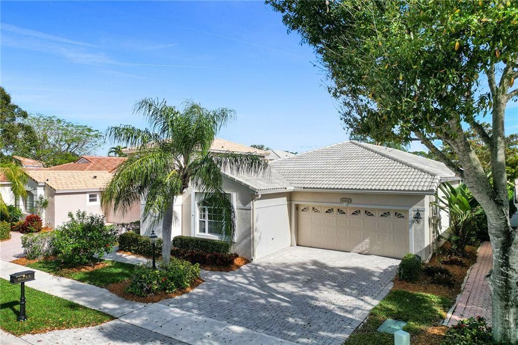 Photo of 6433 Brava Way, Boca Raton, FL 33433 (MLS # F10361615)