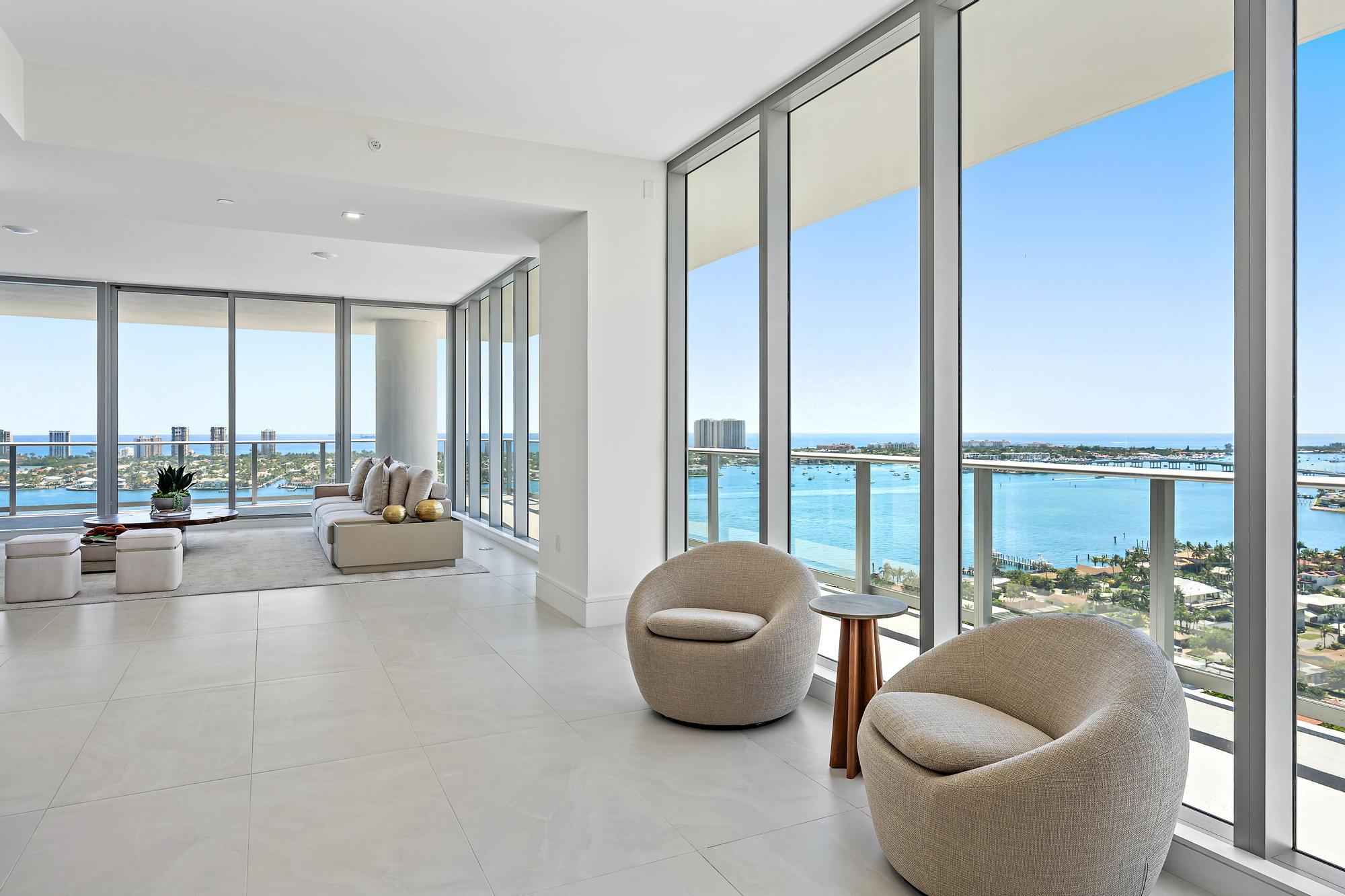 Nautilus 220 Condominium - Residential