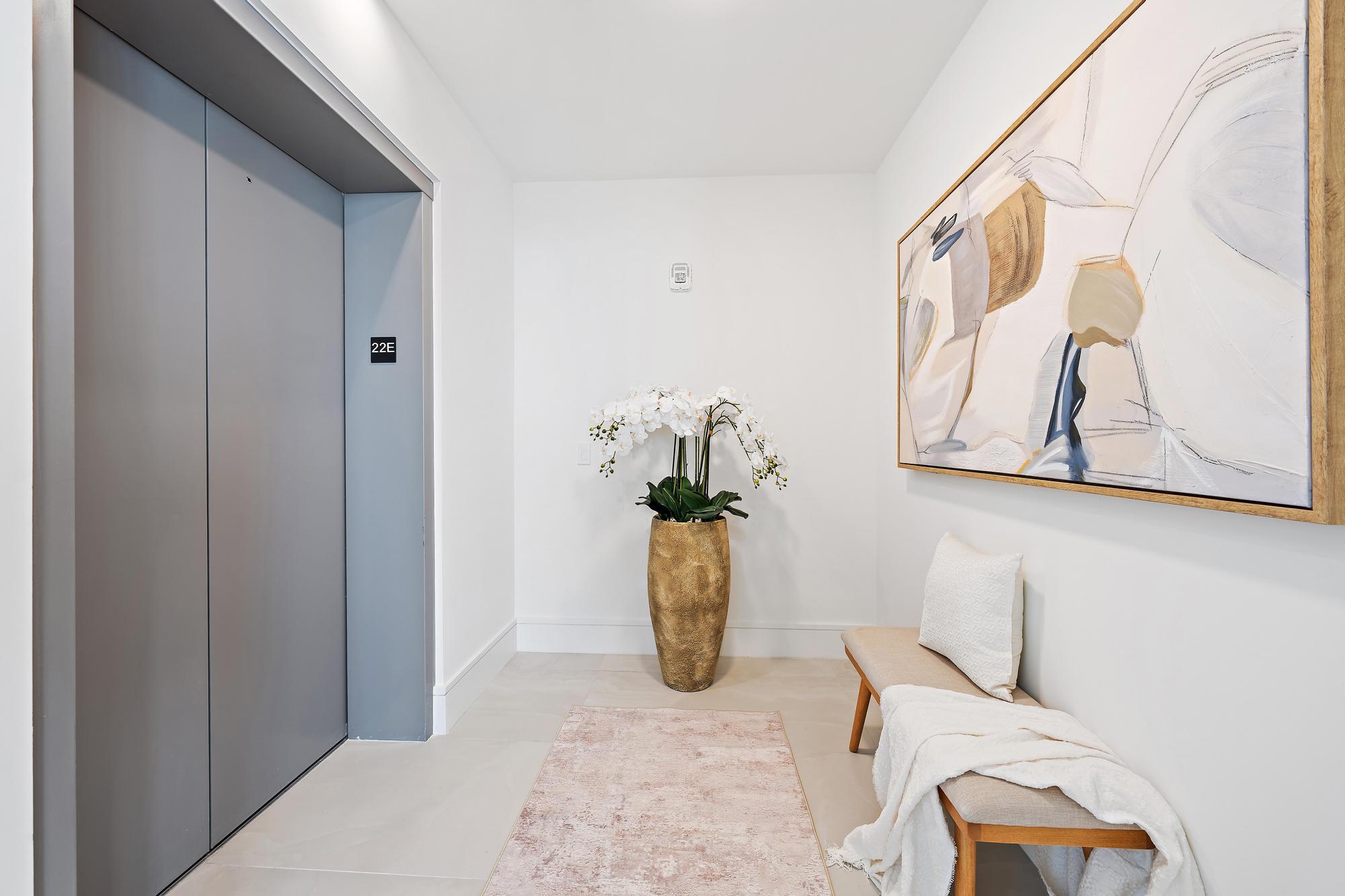 Nautilus 220 Condominium - Residential